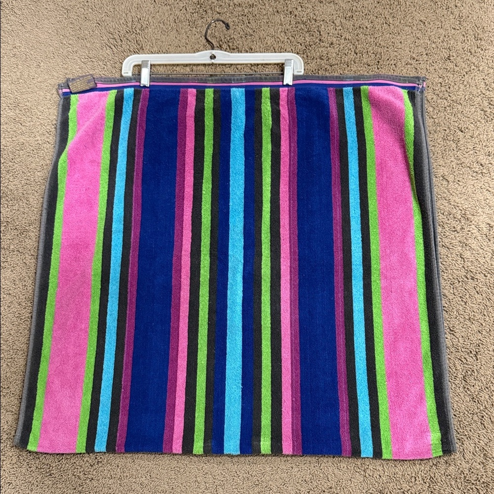 Cecil Saydah Company Vintage Beach Towel Blanket 28 X 56 Rainbow Stripes
Soft